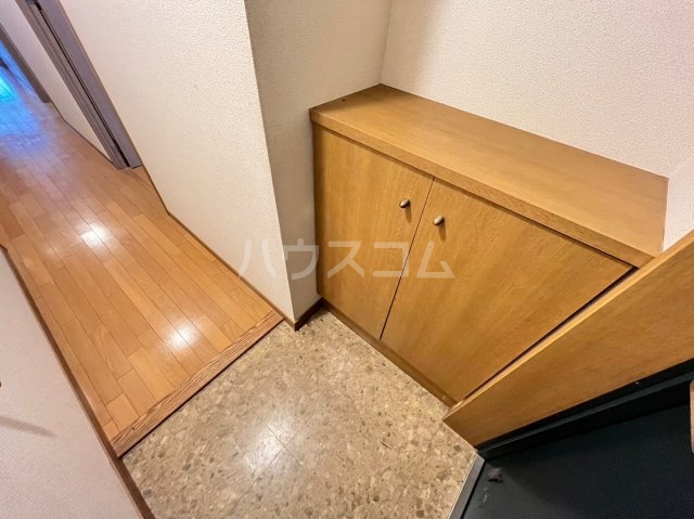 13/30 玄関