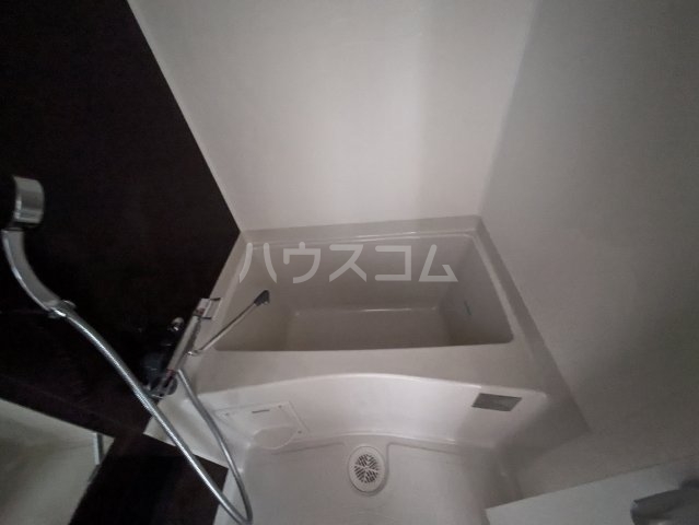 17/30 浴室