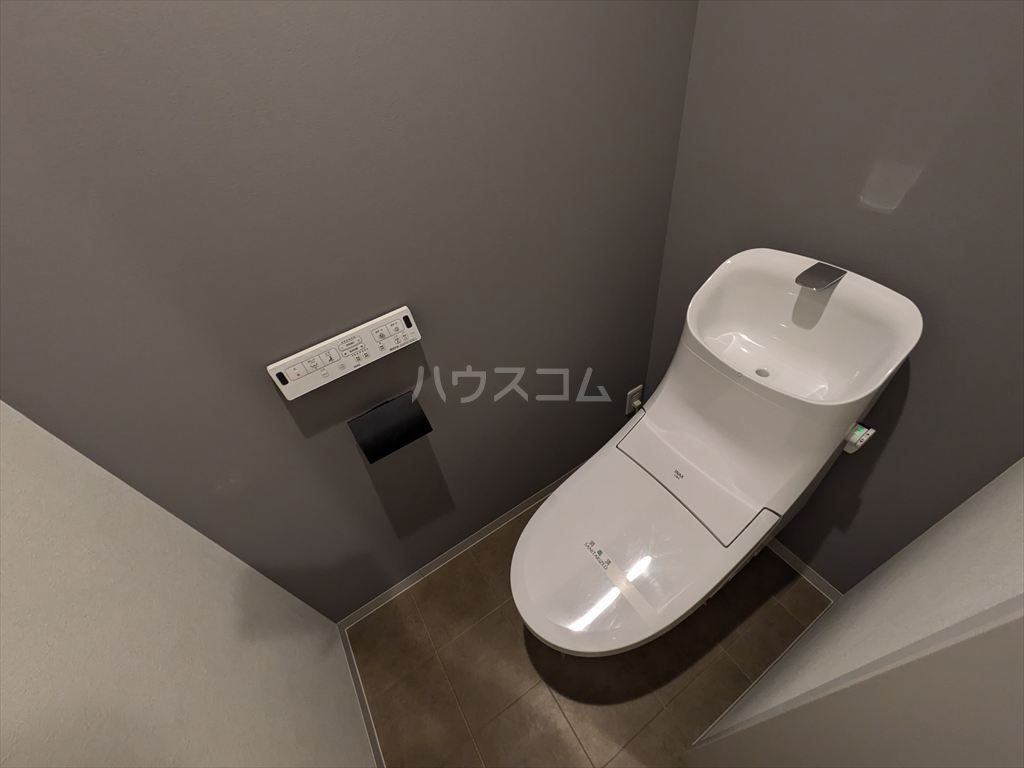 13/30 トイレ