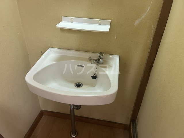 18/30 洗面