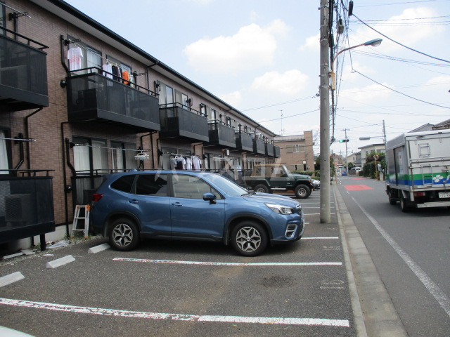 22/30 駐車場