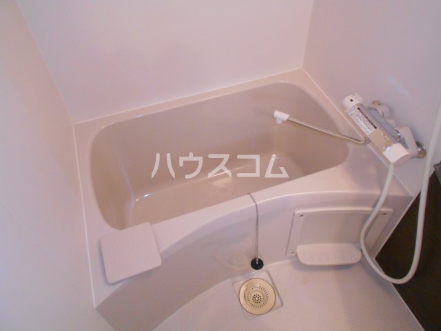 14/30 浴室