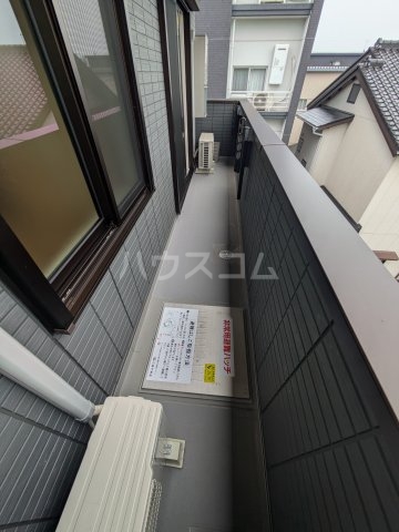 20/30 バルコニー