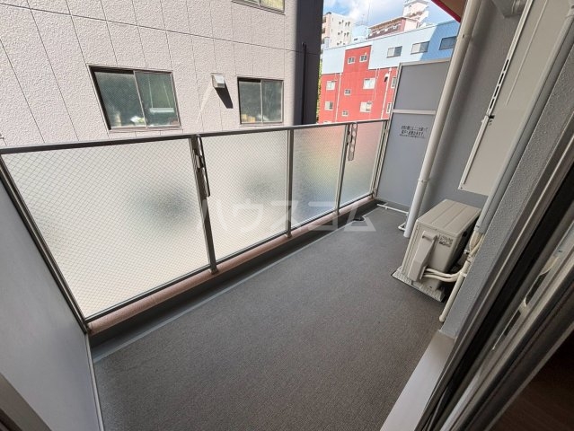 19/30 バルコニー