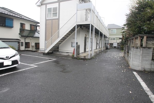 15/21 駐車場