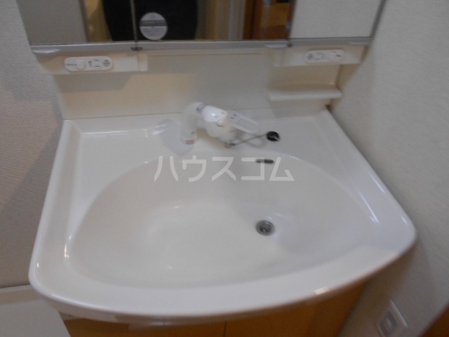 13/30 洗面