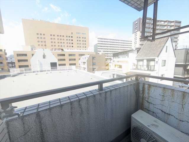 19/30 バルコニー