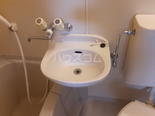 13/28 洗面