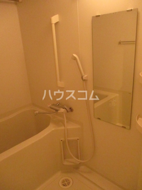16/30 浴室