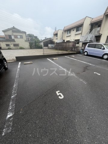 18/20 駐車場