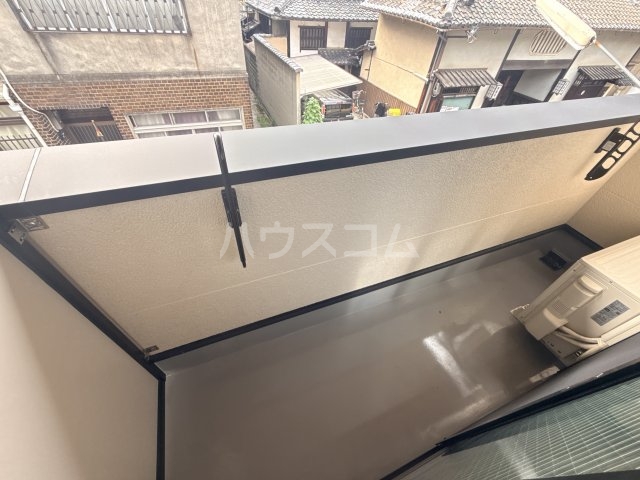 21/30 バルコニー