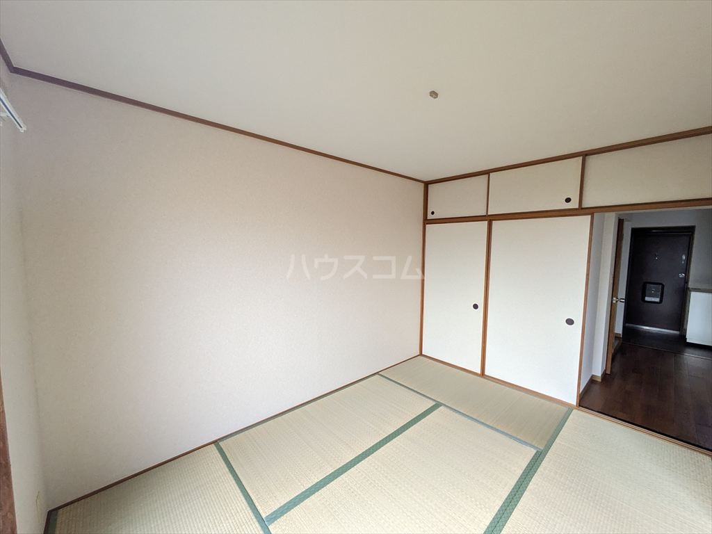 13/30 室内