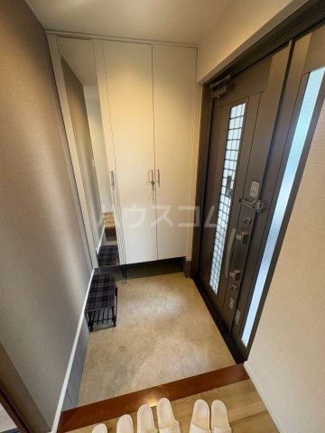 14/30 玄関