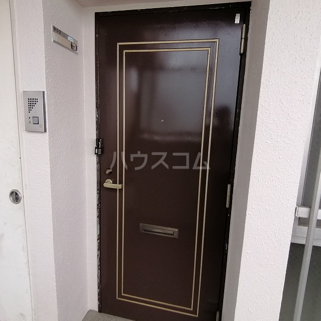 13/30 玄関