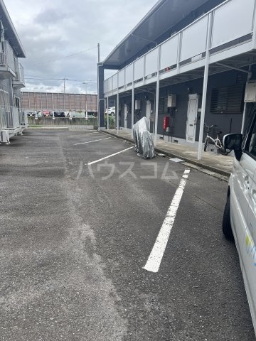 25/30 駐車場