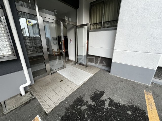 2/6 エントランス