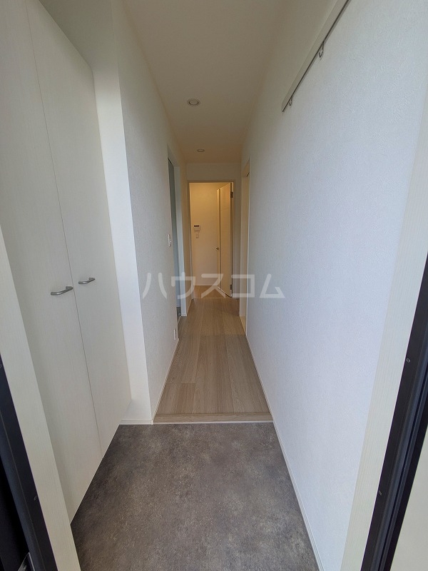 13/30 玄関