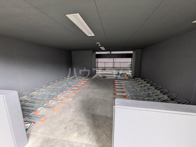 26/30 駐車場