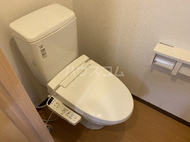 13/30 トイレ