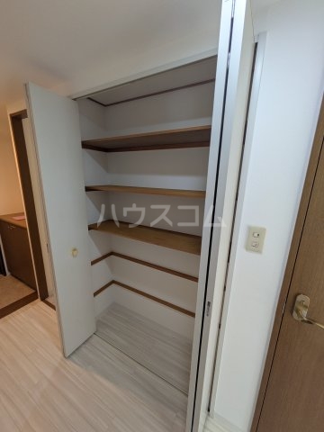 16/30 収納