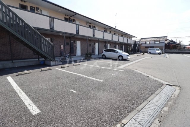 19/29 駐車場