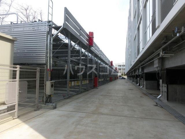 14/21 駐車場