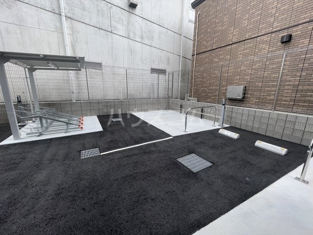 24/29 駐車場