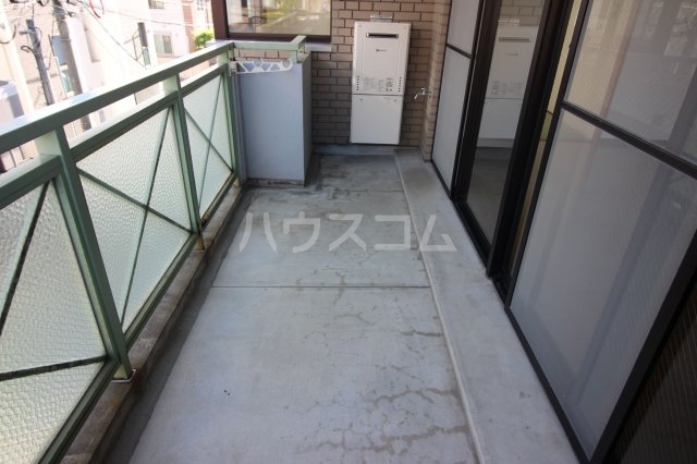 25/30 バルコニー