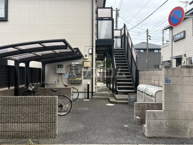 13/20 エントランス