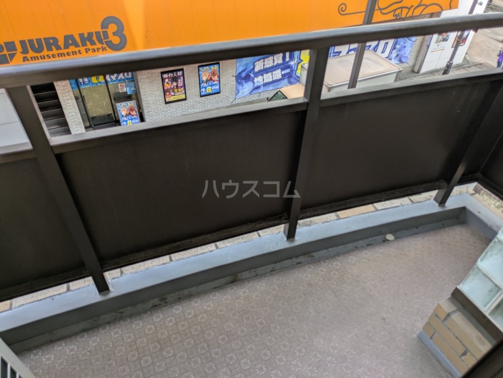 20/30 バルコニー