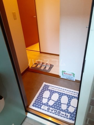 14/30 玄関