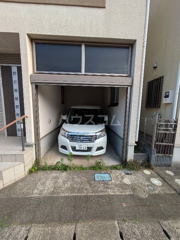 2/5 エントランス