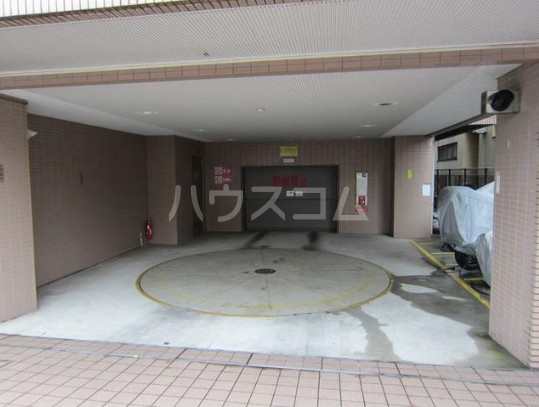 17/22 駐車場