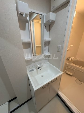 16/28 洗面
