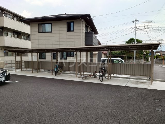 27/30 駐車場
