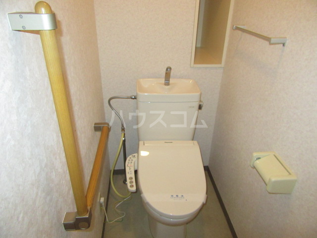 20/30 トイレ