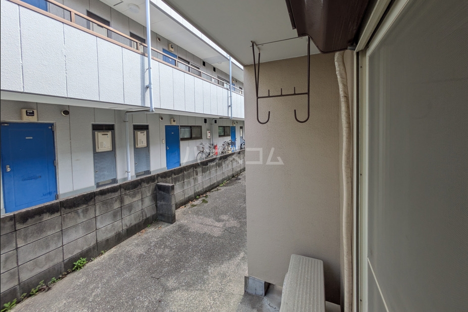 25/30 バルコニー