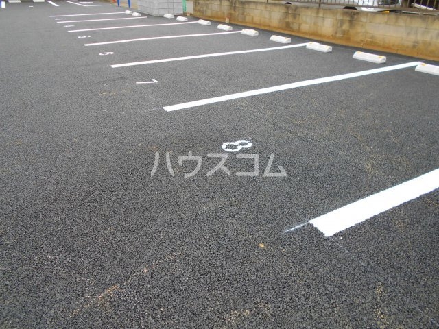 21/29 駐車場