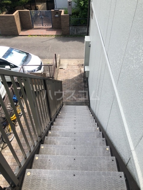 22/28 駐車場