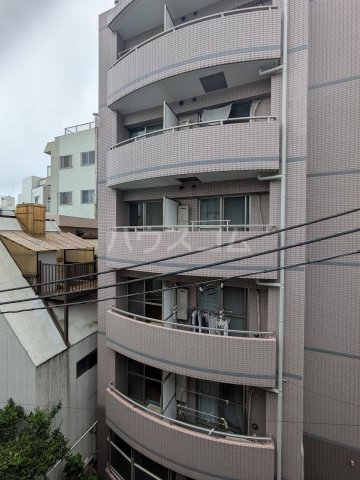 2/30 外観