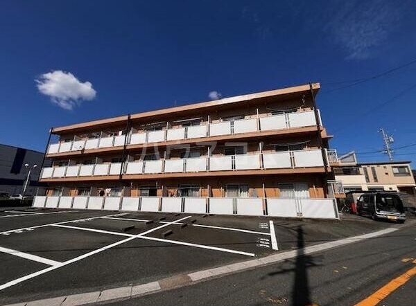 13/13 駐車場