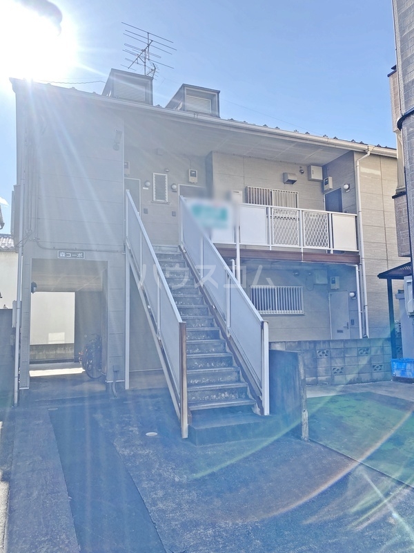2/8 外観