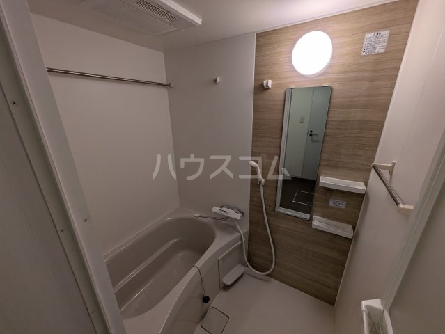 14/30 浴室