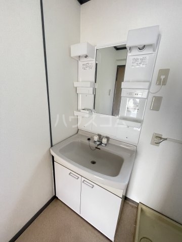 17/28 洗面