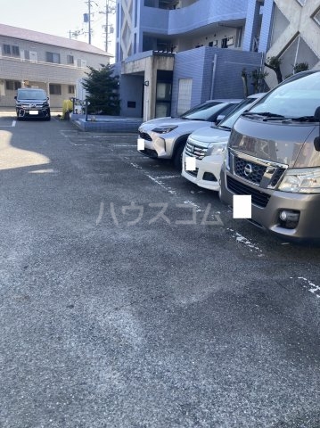 4/7 駐車場