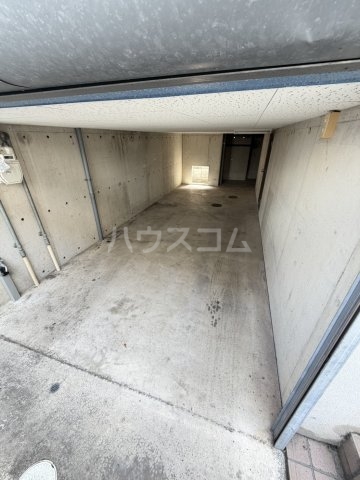 20/30 駐車場