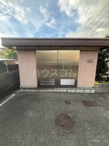28/30 駐車場