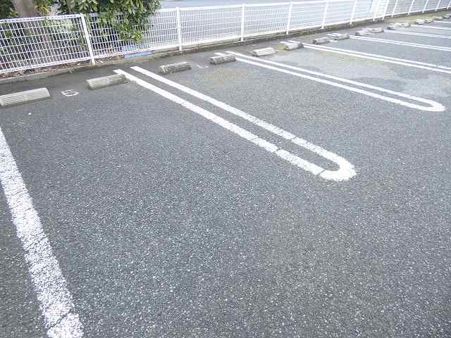 14/20 駐車場