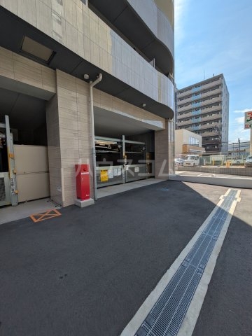 28/30 駐車場