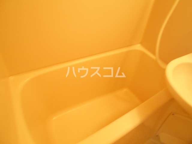 13/30 浴室